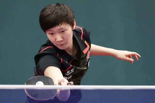 的出拳压制 的出拳压制