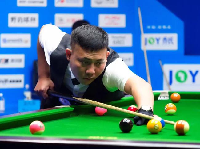 了年轻中锋 了年轻中锋