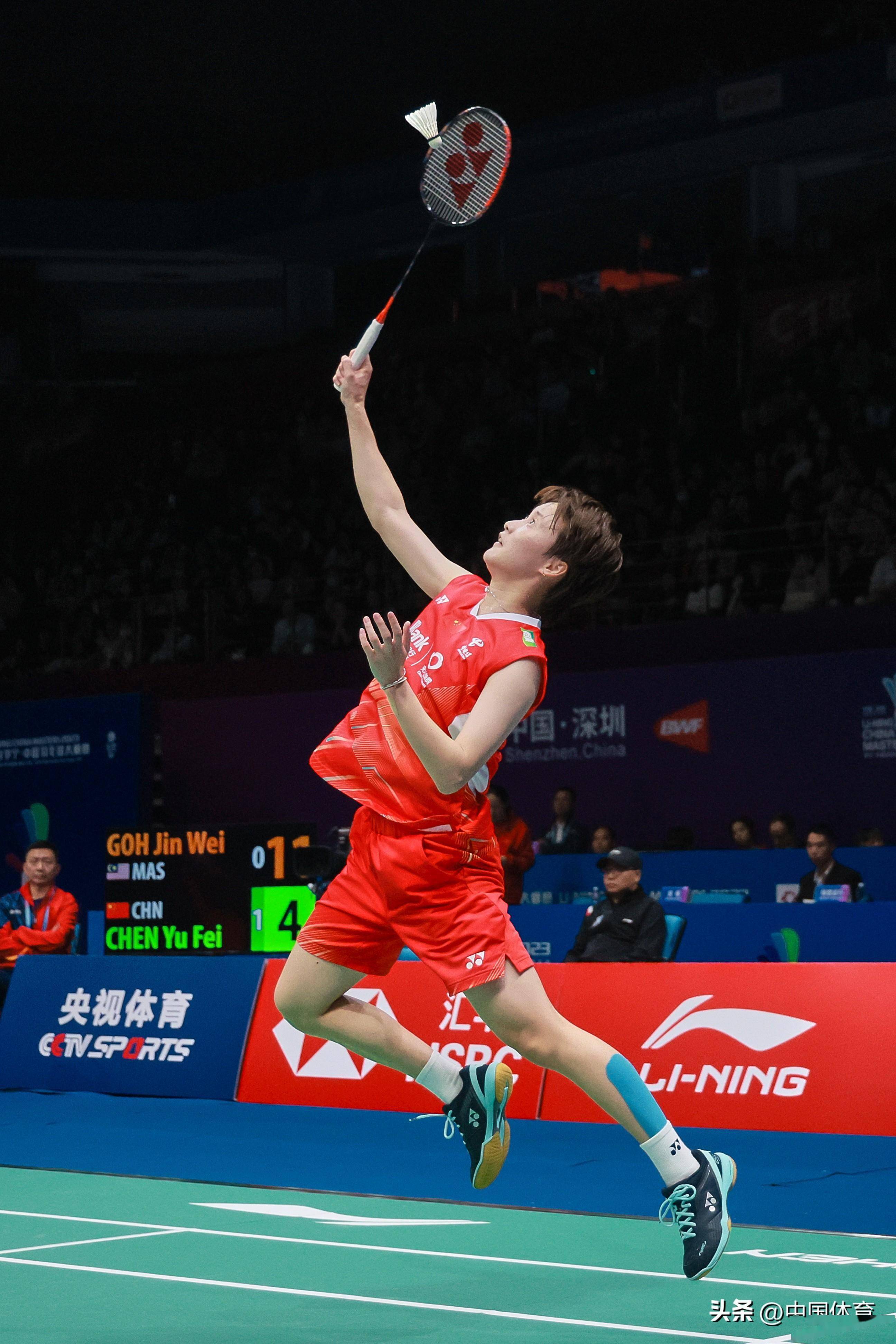 全队12人 全队12人