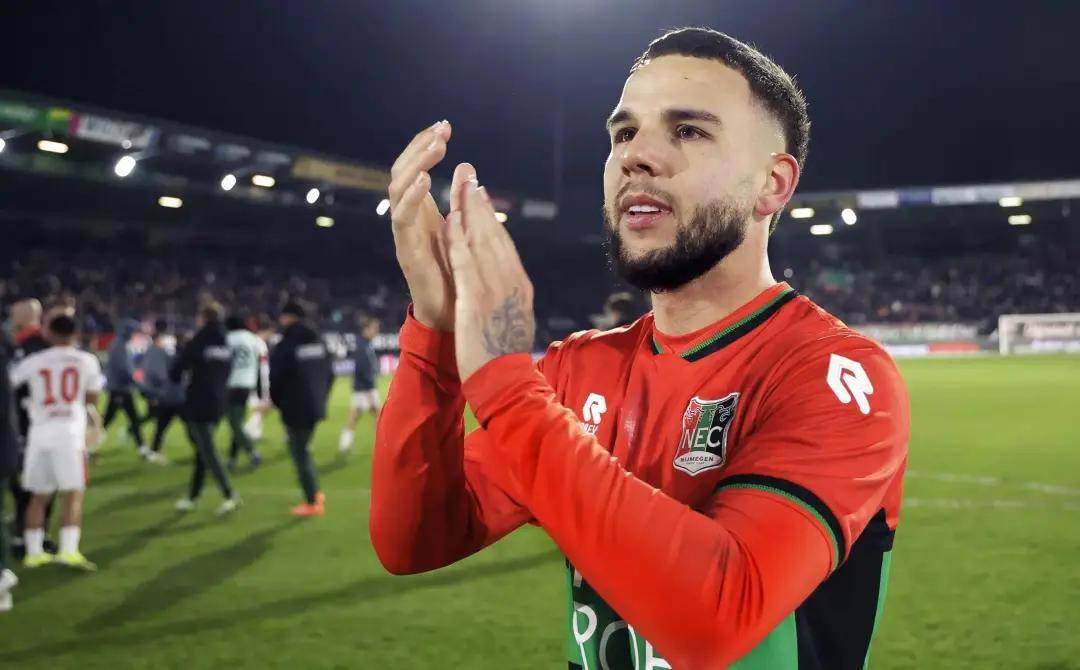 赛本被外界 赛本被外界