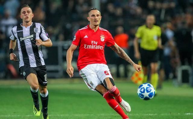 斯塔卡在圆 斯塔卡在圆